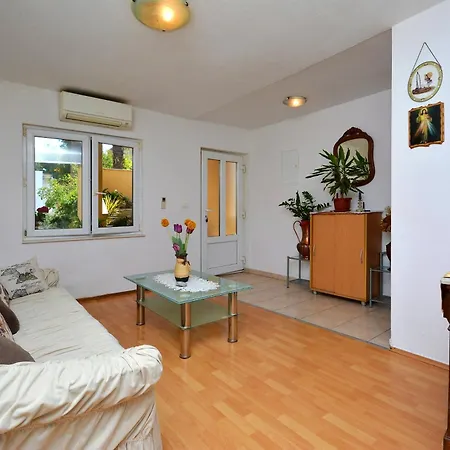 Tri Palme Apartament Podstrana