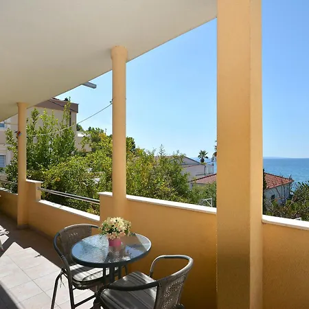 Apartament Tri Palme *