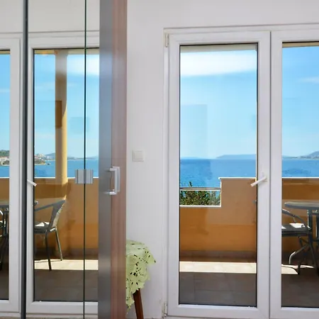 Apartament Tri Palme *